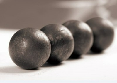 Bola baja gulung panas 20mm-150mm layanan casting untuk pabrik bola autogenous untuk penambangan